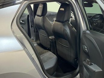 VAUXHALL Corsa Electric 50kWh Ultimate Hatchback 5dr Electric Auto (136 ps)