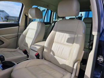 VOLKSWAGEN TIGUAN 2.0 TDI BlueMotion Tech Match SUV 5dr Diesel DSG 4WD Euro 5 (s/s