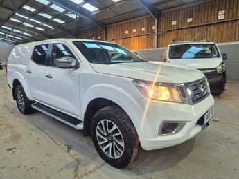 Nissan Navara 2.3 dCi N-Connecta Pickup Double Cab 4dr Diesel Manual 4WD Euro 