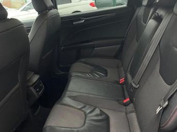 FORD MONDEO 2.0 TDCi ST-Line X Hatchback 5dr Diesel Powershift Euro 6 (s/s) 