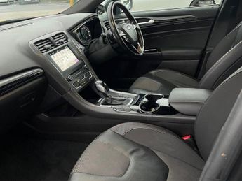 FORD MONDEO 2.0 TDCi ST-Line X Hatchback 5dr Diesel Powershift Euro 6 (s/s) 