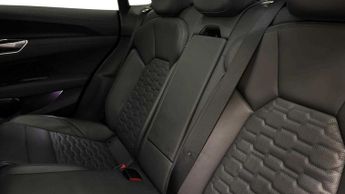 AUDI RS e-tron GT 93.4kWh Saloon 4dr Electric Auto quattro (598 ps)