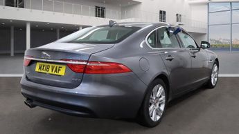 JAGUAR XF 2.0d Prestige Saloon 4dr Diesel Auto Euro 6 (s/s) (180 ps)