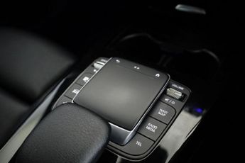 MERCEDES-BENZ CLA 1.3 CLA180 AMG Line (Premium Plus 2) Coupe 4dr Petrol 7G-DCT Eur