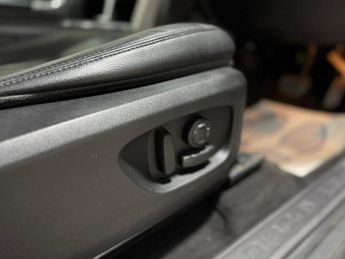 LAND ROVER DISCOVERY SPORT 2.0 TD4 HSE SUV 5dr Diesel Auto 4WD Euro 6 (s/s) (180 ps)