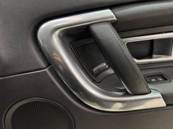 LAND ROVER DISCOVERY SPORT 2.0 TD4 HSE SUV 5dr Diesel Auto 4WD Euro 6 (s/s) (180 ps)