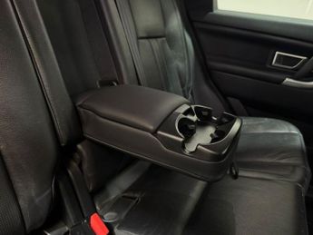 LAND ROVER DISCOVERY SPORT 2.0 TD4 HSE SUV 5dr Diesel Auto 4WD Euro 6 (s/s) (180 ps)