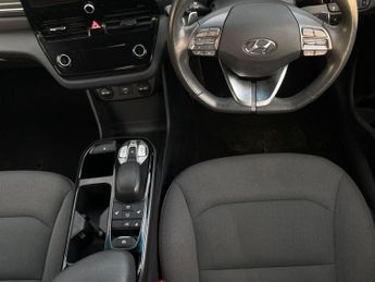 HYUNDAI IONIQ 38.3kWh Premium Hatchback 5dr Electric Auto (136 ps)