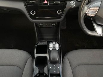 HYUNDAI IONIQ 38.3kWh Premium Hatchback 5dr Electric Auto (136 ps)