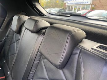 DS AUTOMOBILES DS 3 E-TENSE 50kWh Prestige Crossback 5dr Electric Auto (136 ps)