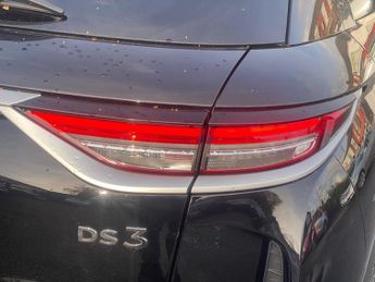 DS AUTOMOBILES DS 3 E-TENSE 50kWh Prestige Crossback 5dr Electric Auto (136 ps)