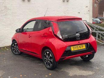 TOYOTA AYGO 1.0 VVT-i x-trend Hatchback 5dr Petrol Manual Euro 6 (71 ps)