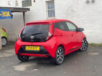 TOYOTA AYGO 1.0 VVT-i x-trend Hatchback 5dr Petrol Manual Euro 6 (71 ps)