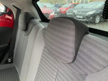 TOYOTA AYGO 1.0 VVT-i x-trend Hatchback 5dr Petrol Manual Euro 6 (71 ps)