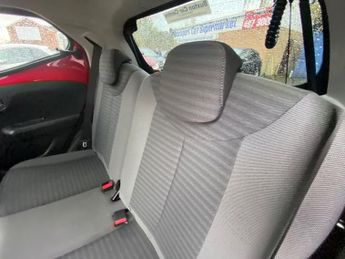 TOYOTA AYGO 1.0 VVT-i x-trend Hatchback 5dr Petrol Manual Euro 6 (71 ps)