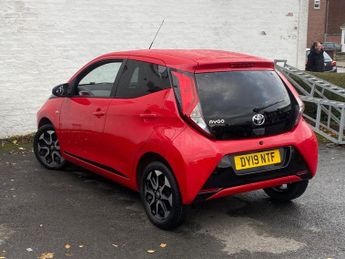 TOYOTA AYGO 1.0 VVT-i x-trend Hatchback 5dr Petrol Manual Euro 6 (71 ps)