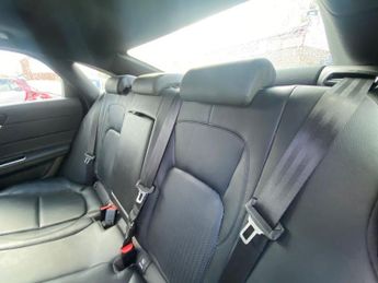 JAGUAR XF 2.0d Prestige Saloon 4dr Diesel Manual Euro 6 (s/s) (163 ps)