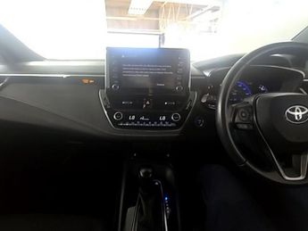 TOYOTA COROLLA 1.8 VVT-h GPF Icon Hatchback 5dr Petrol Hybrid CVT Euro 6 (s/s) 