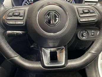 MG MG5 52.5kWh Exclusive Estate 5dr Electric Auto (156 ps)