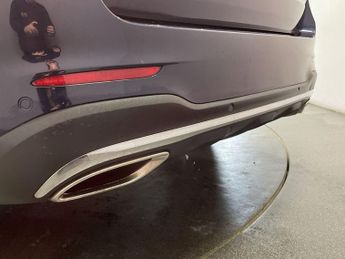 MERCEDES-BENZ GLC 2.0 GLC250 AMG Line (Premium) SUV 5dr Petrol G-Tronic+ 4MATIC Eu