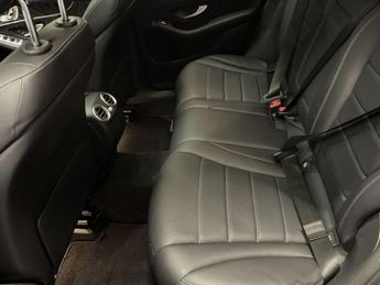 MERCEDES-BENZ GLC 2.0 GLC250 AMG Line (Premium) SUV 5dr Petrol G-Tronic+ 4MATIC Eu