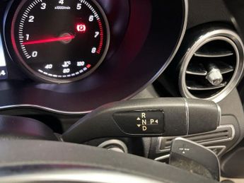 MERCEDES-BENZ GLC 2.0 GLC250 AMG Line (Premium) SUV 5dr Petrol G-Tronic+ 4MATIC Eu