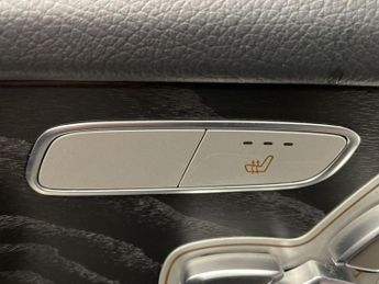 MERCEDES-BENZ GLC 2.0 GLC250 AMG Line (Premium) SUV 5dr Petrol G-Tronic+ 4MATIC Eu