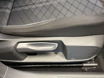 VOLKSWAGEN POLO 1.0 TSI R-Line Hatchback 5dr Petrol DSG Euro 6 (s/s) (95 ps)