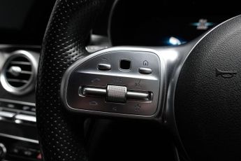 MERCEDES-BENZ C-CLASS 2.0 C300 AMG Line (Premium) Saloon 4dr Petrol G-Tronic+ Euro 6 (