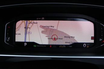 VOLKSWAGEN TIGUAN 2.0 TDI SEL SUV 5dr Diesel DSG Euro 6 (s/s) (150 ps)