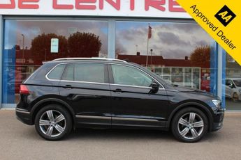 VOLKSWAGEN TIGUAN 2.0 TDI SEL SUV 5dr Diesel DSG Euro 6 (s/s) (150 ps)