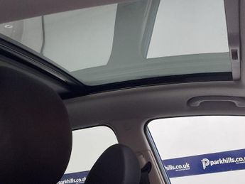 HYUNDAI IX20 1.4 Blue Drive Premium Hatchback 5dr Petrol Manual Euro 6 (s/s) 