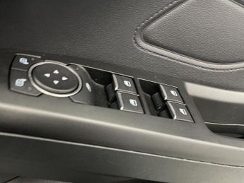 FORD FOCUS 1.5 EcoBlue Zetec Estate 5dr Diesel Manual Euro 6 (s/s) (120 ps)