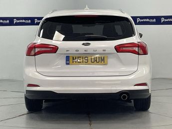 FORD FOCUS 1.5 EcoBlue Zetec Estate 5dr Diesel Manual Euro 6 (s/s) (120 ps)
