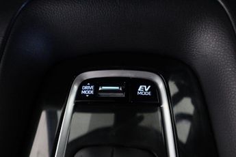 TOYOTA COROLLA 1.8 VVT-h Icon Tech CVT Euro 6 (s/s) 5dr