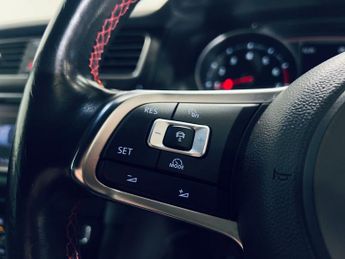 VOLKSWAGEN GOLF 2.0 TSI BlueMotion Tech GTI Performance Hatchback 5dr Petrol Man