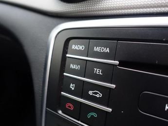 MERCEDES-BENZ CLA 2.1 CLA220d Sport Coupe 4dr Diesel 7G-DCT Euro 6 (s/s) (177 ps) 