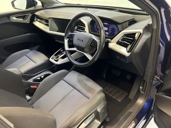 AUDI Q4 E-TRON 35 Sport SUV 5dr Electric Auto 55kWh (170 ps)