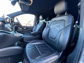 MERCEDES-BENZ EQV EQV 300e 90kWh Sport (Premium) MPV 5dr Electric Auto (204 ps)