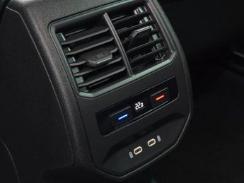 SEAT LEON 1.5 eTSI MHEV FR Estate 5dr Petrol Hybrid DSG Euro 6 (s/s) (150 