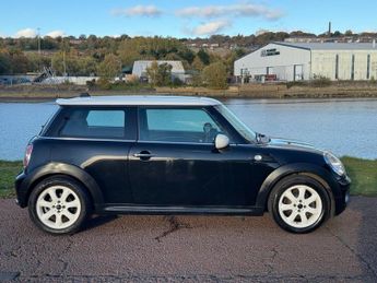 MINI HATCH 1.6 Cooper Hatchback 3dr Petrol Steptronic Euro 5 (122 ps)