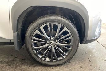 TOYOTA YARIS CROSS 1.5 VVT-h Dynamic SUV 5dr Petrol Hybrid E-CVT AWD Euro 6 (s/s) (