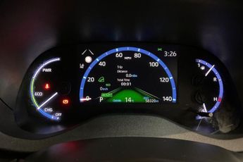 TOYOTA YARIS CROSS 1.5 VVT-h Dynamic SUV 5dr Petrol Hybrid E-CVT AWD Euro 6 (s/s) (