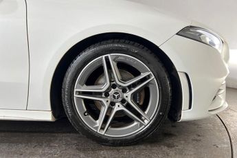 MERCEDES-BENZ A-CLASS 1.3 A200 AMG Line Hatchback 5dr Petrol 7G-DCT Euro 6 (s/s) (163 