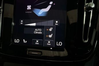 VOLVO XC40 1.5h T5 Recharge 10.7kWh Ultimate Dark SUV 5dr Petrol Plug-in Hy