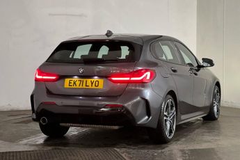 BMW 1 SERIES 1.5 118i M Sport (LCP) Hatchback 5dr Petrol DCT Euro 6 (s/s) (13