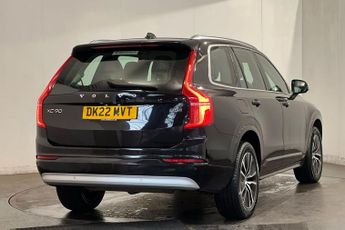 VOLVO XC90 2.0 B5 MHEV Momentum SUV 5dr Petrol Hybrid Auto 4WD Euro 6 (s/s)