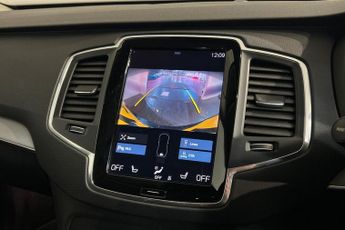 VOLVO XC90 2.0 B5 MHEV Momentum SUV 5dr Petrol Hybrid Auto 4WD Euro 6 (s/s)