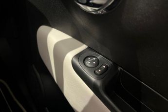 FIAT 500 1.2 Star Hatchback 3dr Petrol Dualogic Euro 6 (s/s) (69 bhp) Fix