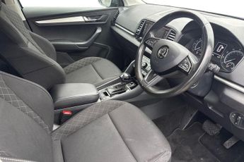 SKODA KAROQ 1.6 TDI SE SUV 5dr Diesel DSG Euro 6 (s/s) (115 ps) Rear Parking